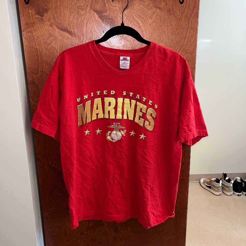 US Marines Red Tee Size Large